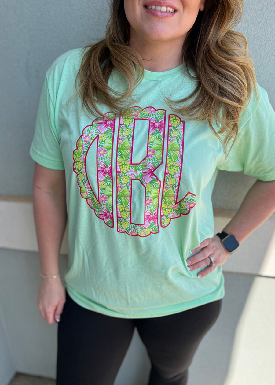Bows Lilly Scalloped Monogram Tee