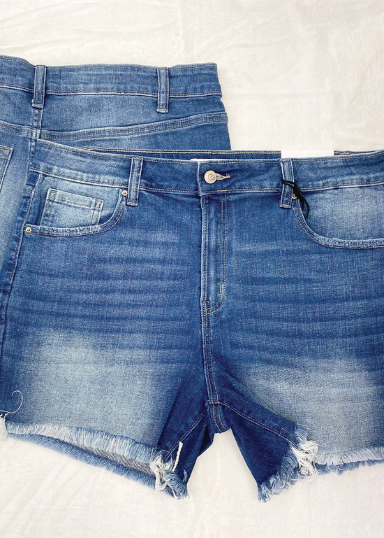 Load image into Gallery viewer, Albree Denim Shorts
