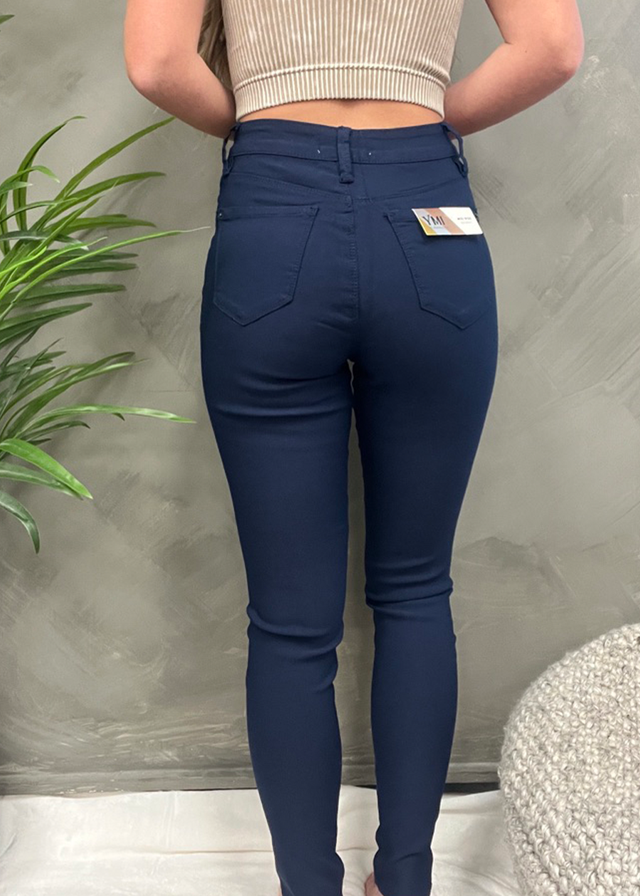 Load image into Gallery viewer, Ava Hyperstretch Jeans
