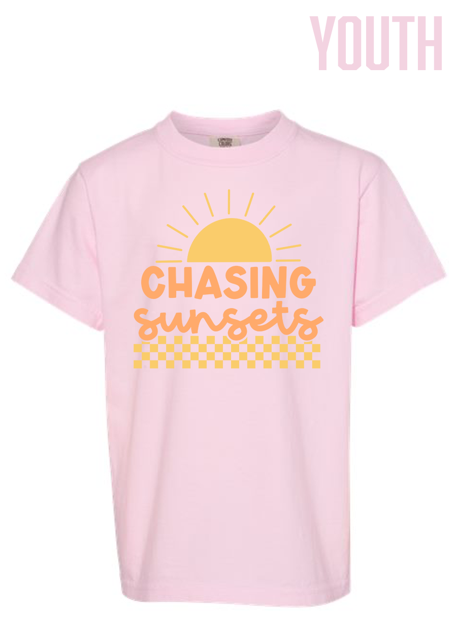 YOUTH Chasing Sunsets COMFORT COLORS Tee