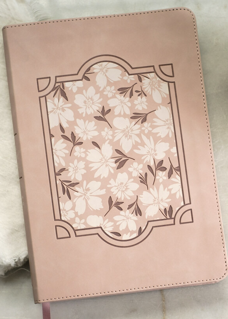 Light for Life NASB Study Bible (Blush Bouquet)