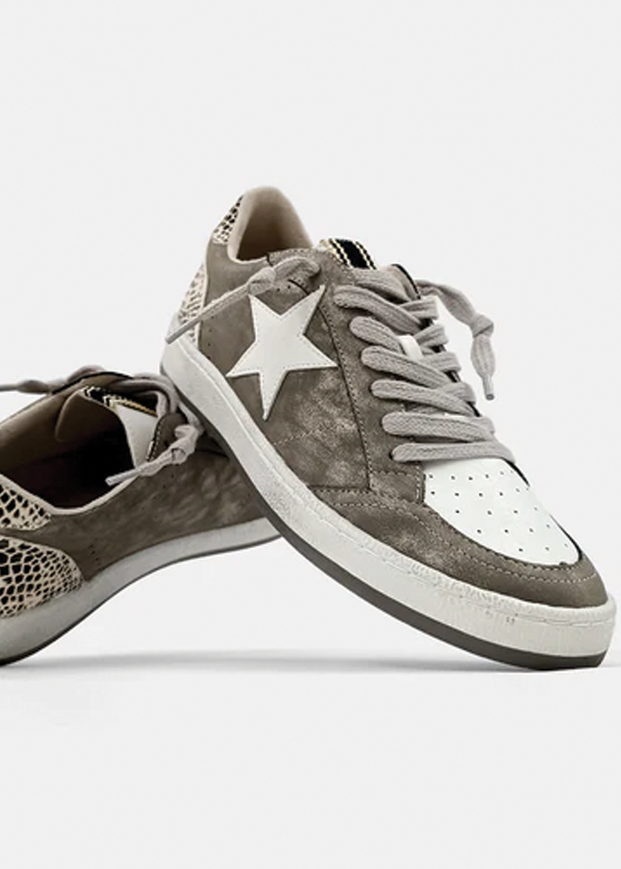Load image into Gallery viewer, PAZ Pewter Distressed Sneakers
