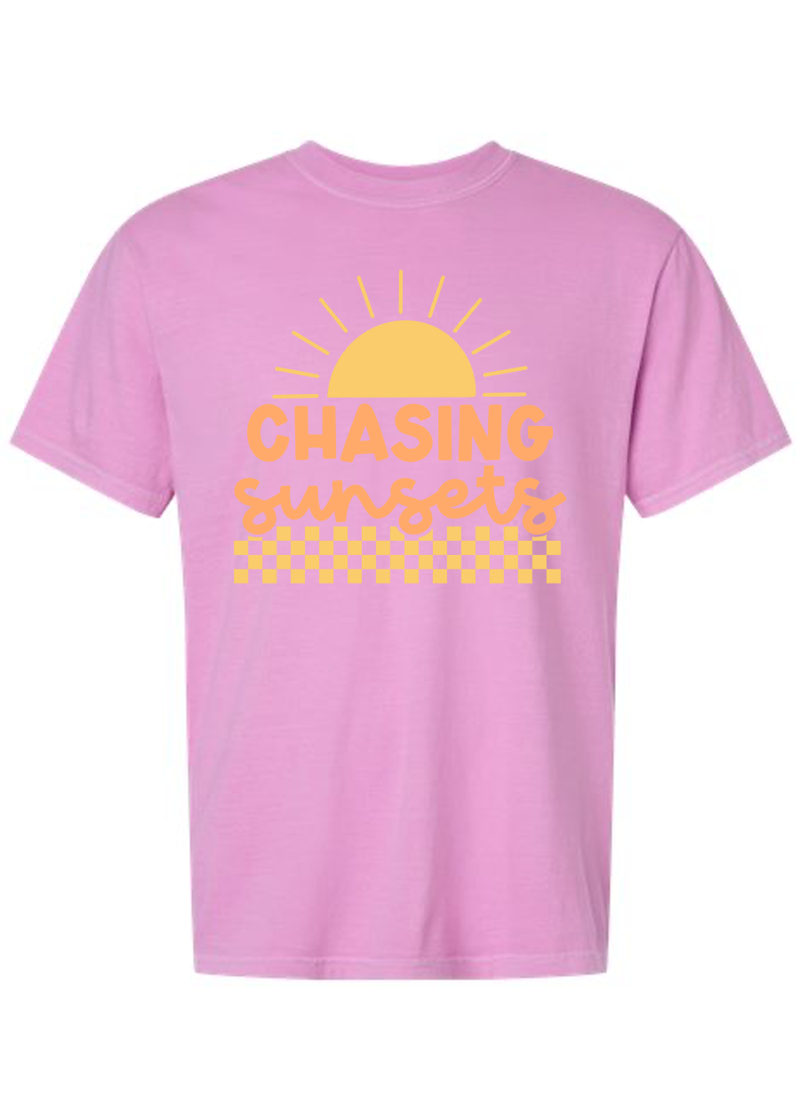 Chasing Sunsets COMFORT COLORS Tee