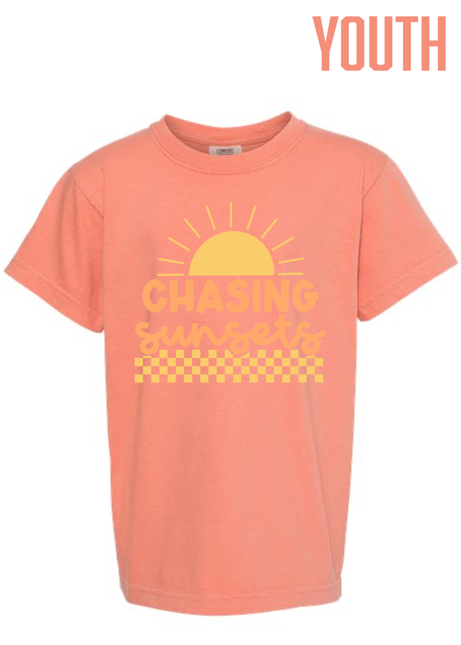 YOUTH Chasing Sunsets COMFORT COLORS Tee