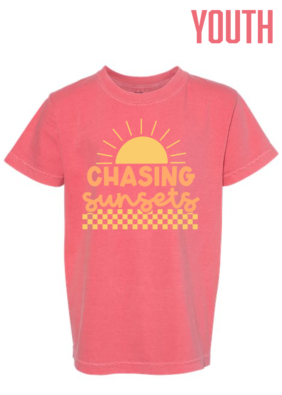 YOUTH Chasing Sunsets COMFORT COLORS Tee