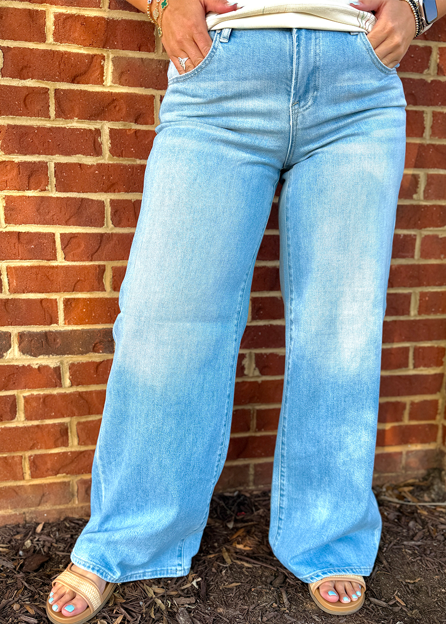 Millie Slouchy Wide Jeans